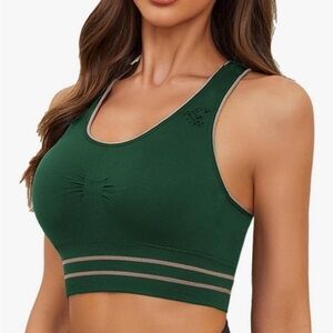NWT Green Sports Bra Size Large